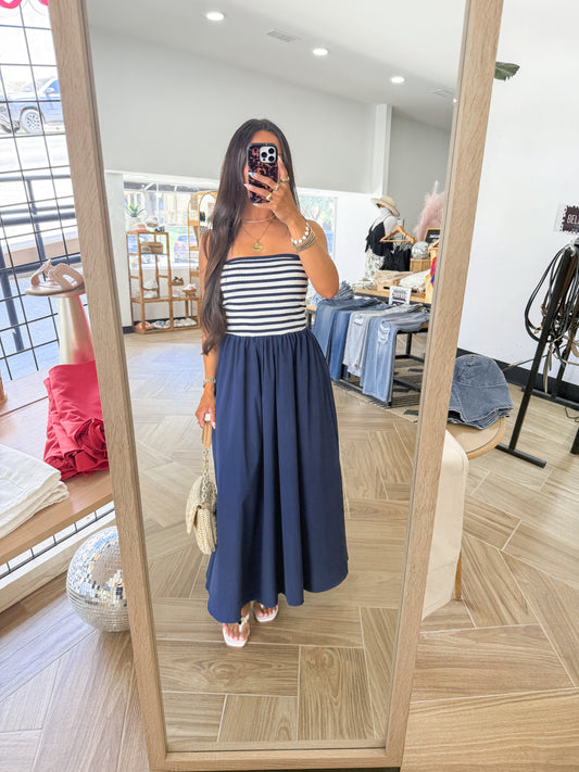Europe Maxi Dress