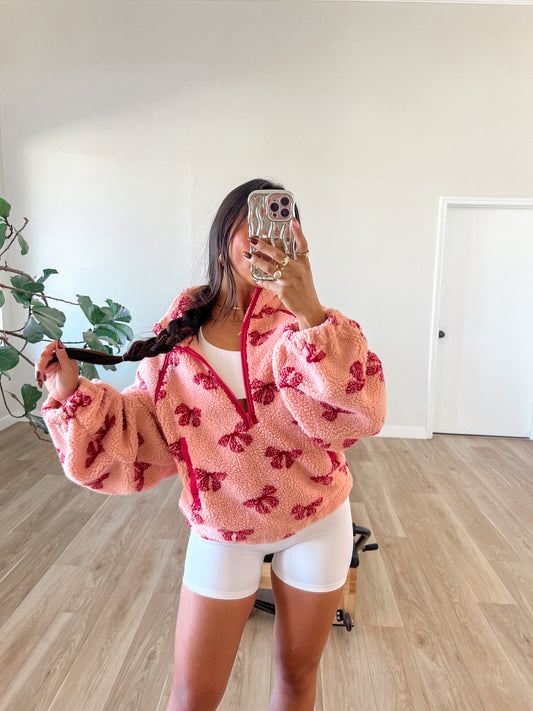 Bow Sherpa Pullover