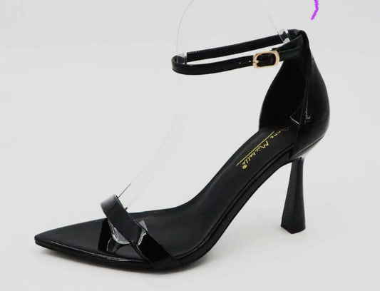 Sleek Girl Heel