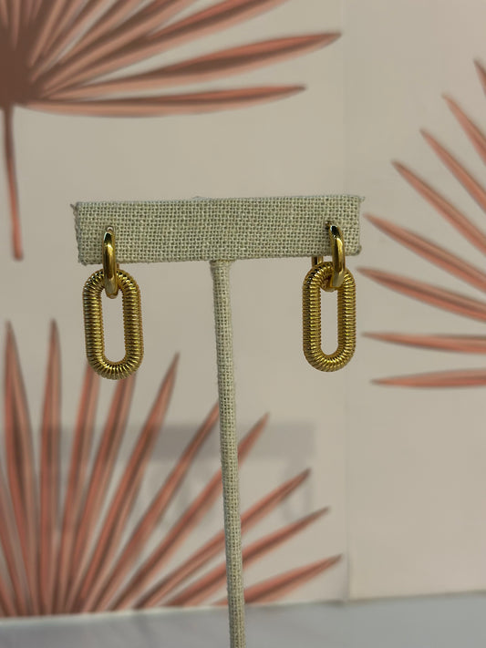 Elisia Earring