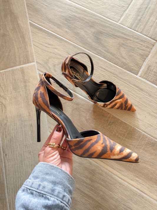 Eve Tiger Heel